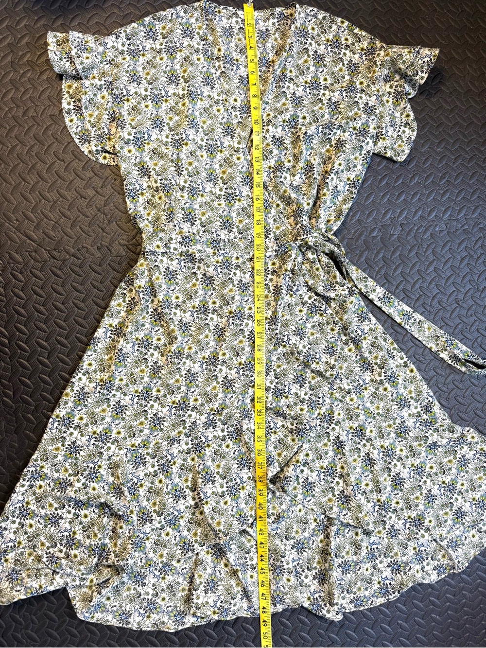Max Studio London Floral Wrap Midi Dress Ruffle Sleeve & Hem Size 1X - Picture 8 of 12